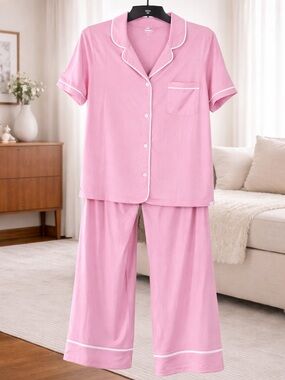 Gapbody Classic Pink Short-Sleeve Pajama Set with Contrast Trim